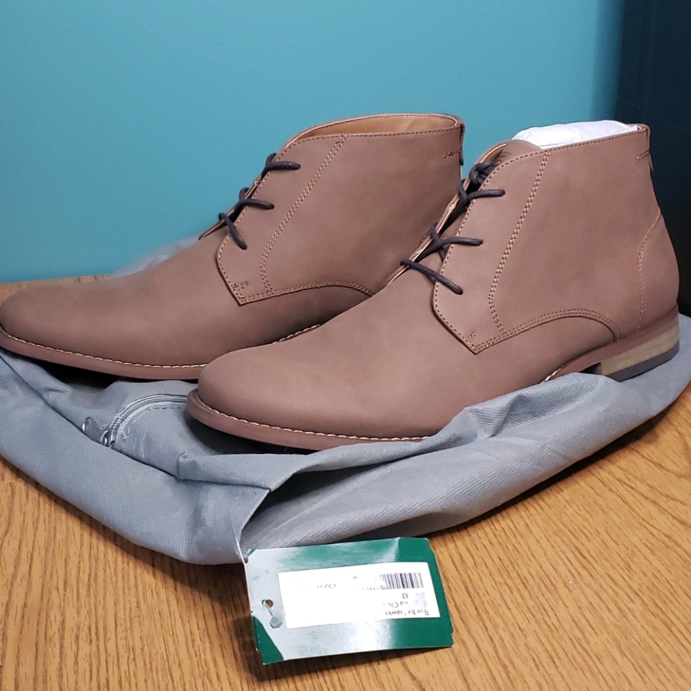 NWB Rye by Hawker Rye Abigovia Chukka Boot Size 13